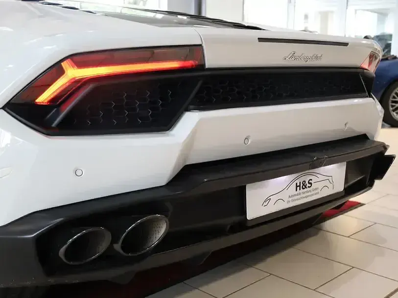Gebraucht Lamborghini Huracán 579 PS (425 kW) 2018 Weiß Coupé