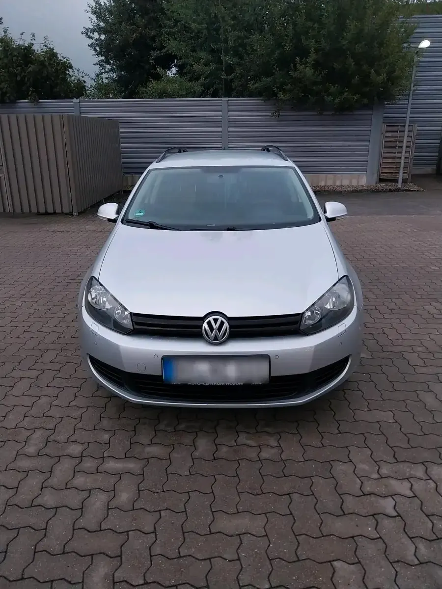 Gebraucht VW Golf VI 105 PS (77 kW) 2010 Kombi