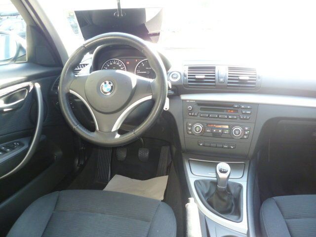 Gebraucht BMW 118 143 PS (105 kW) 2007 Andere farbe metallic Kleinwagen