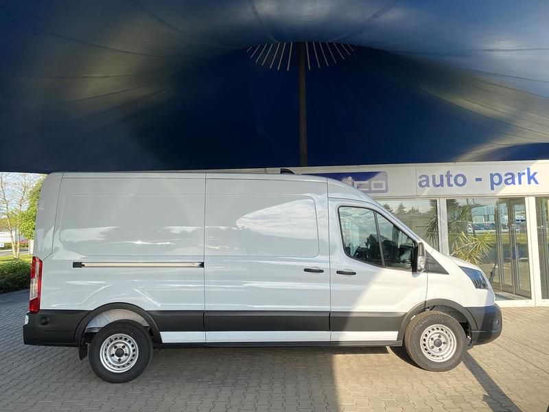 Używany Ford Transit Basis 131 KM (96 kW) 2022 Biały Van