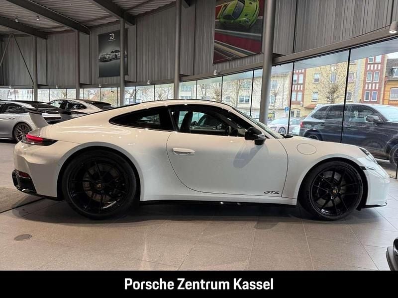 Neu Porsche 911 541 PS (397 kW) 2026 Weiß Coupé
