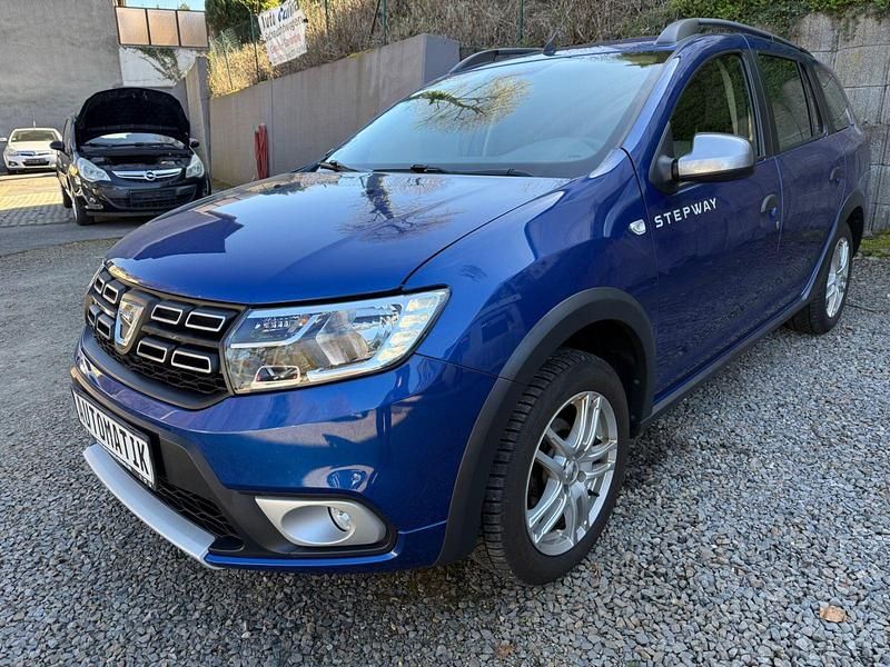 Gebraucht Dacia Logan Stepway 90 PS (66 kW) 2020 Blau Kombi