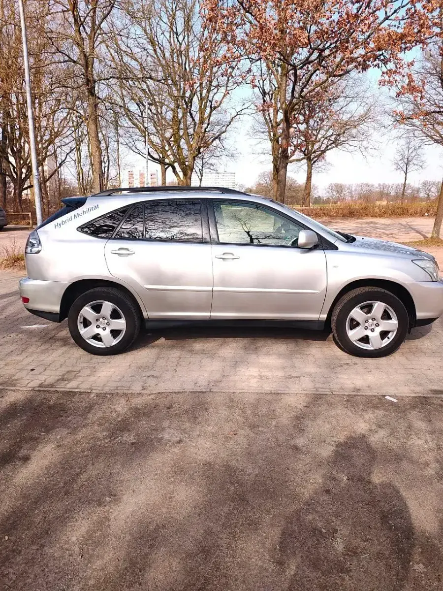 Second-hand Lexus RX400 272 CP (200 kW) 2007 Argintiu SUV