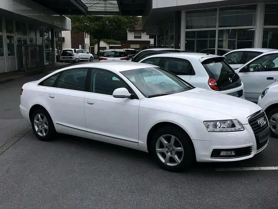 Gebraucht Audi A6 170 PS (125 kW) 2010 Weiß Limousine