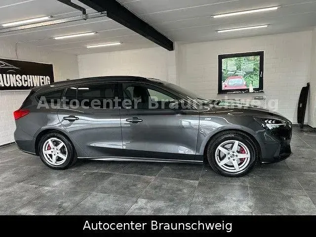 Gebraucht Ford Focus ST-Line 150 PS (110 kW) 2020 Grau Kombi