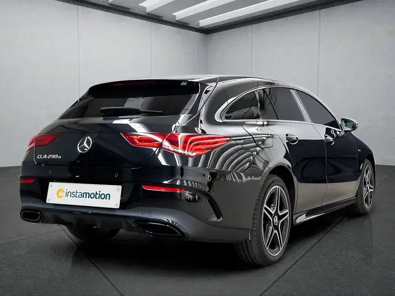 Gebraucht Mercedes CLA250 218 PS (160 kW) 2022 Schwarz Coupé