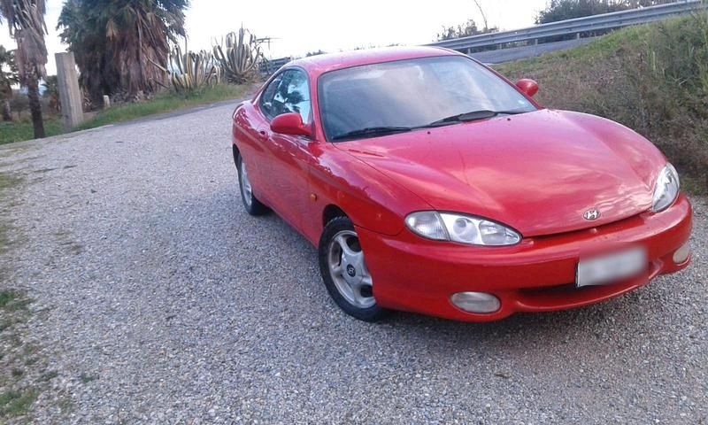 Rot Gebraucht 1997 Hyundai Coupé Coupé | 4.500 € - Bild 1/4