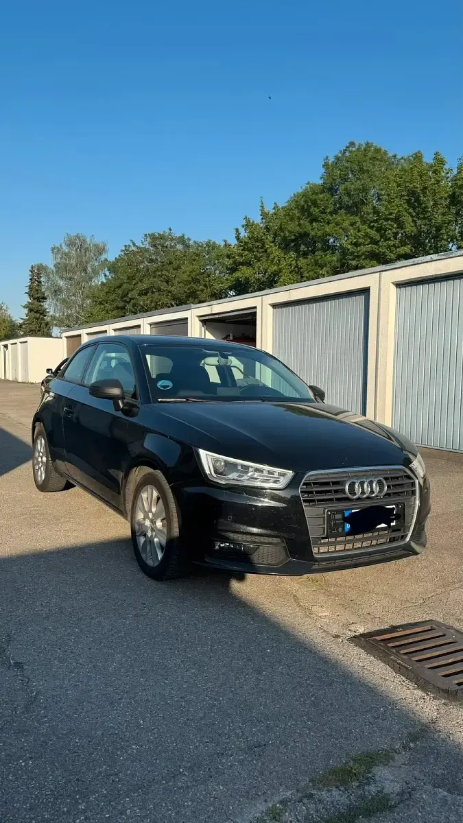 Gebraucht Audi A1 Sportback S-Line 95 PS (69 kW) 2015 Schwarz Kleinwagen