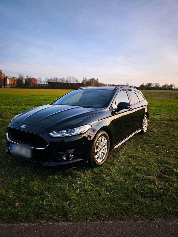 Gebraucht Ford Mondeo ST-Line 165 PS (121 kW) 2018 Schwarz Kombi