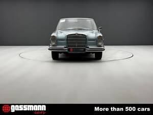 Gebraucht Mercedes 250 131 PS (96 kW) 1966 Blau Limousine