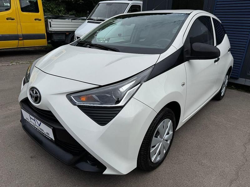 Weiß Gebraucht 2018 Toyota Aygo Kleinwagen | 7.650 € (Fairer Preis) - Bild 1/4
