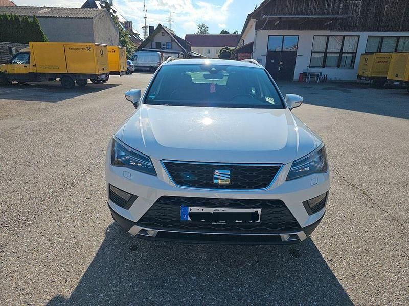 Weiß Gebraucht 2016 Seat Ateca 4Drive SUV | 13.500 € (Fairer Preis) - Bild 1/4