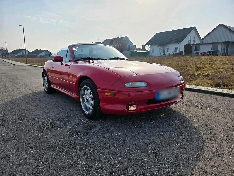 Gebraucht Mazda MX5 116 PS (85 kW) 1991 Rot Cabrio