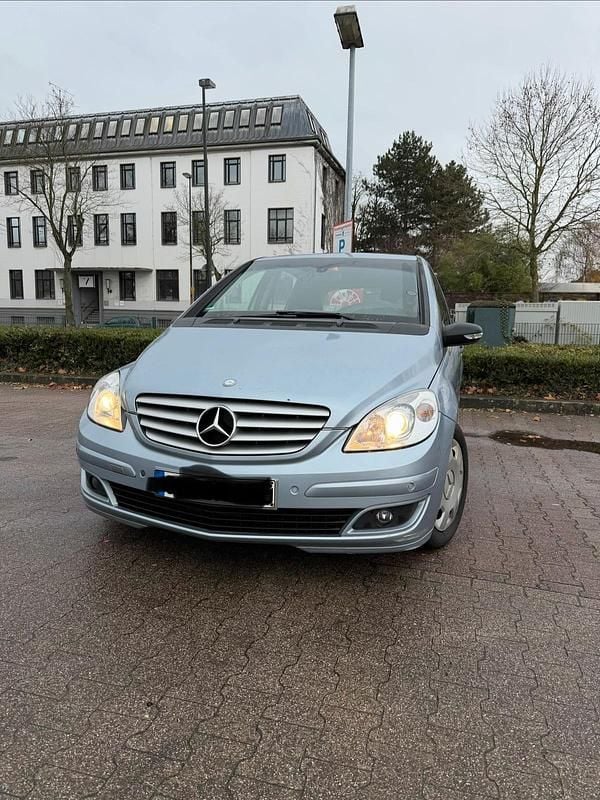 Gebraucht Mercedes B180 109 PS (80 kW) 2007 Blau Van / Kleinbus