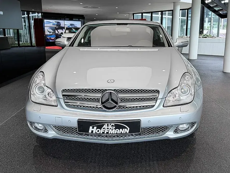 Gebraucht Mercedes CLS280 230 PS (169 kW) 2008 Silber Coupé