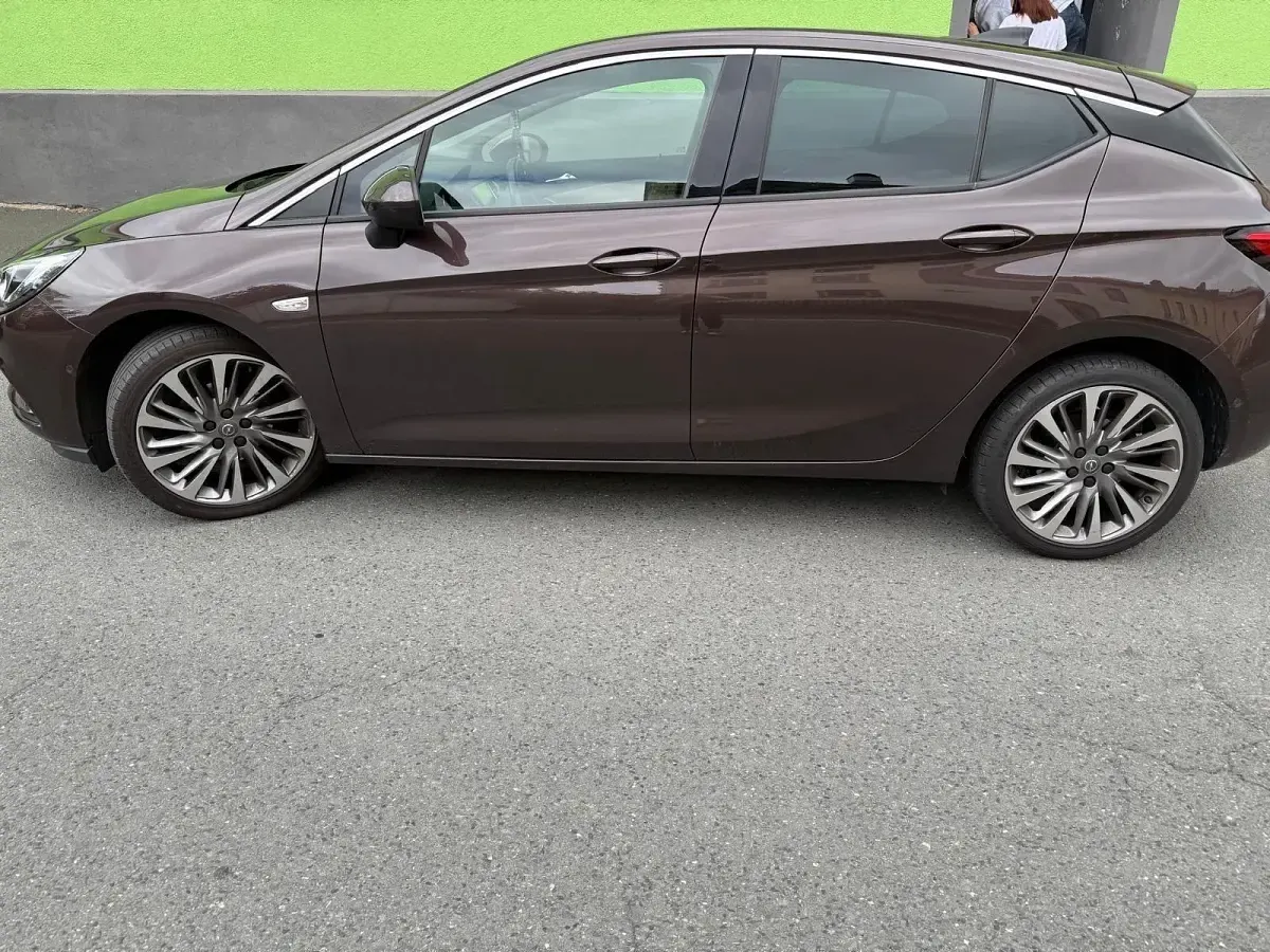Gebraucht Opel Astra 150 PS (110 kW) 2015 Braun Limousine