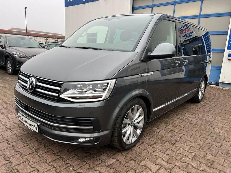 Gebraucht VW Multivan Comfortline 199 PS (146 kW) 2018 Grau Van