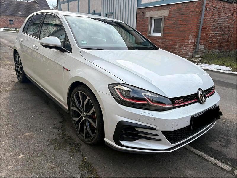 Gebraucht VW Golf VII GTI 245 PS (180 kW) 2018 Weiß Limousine