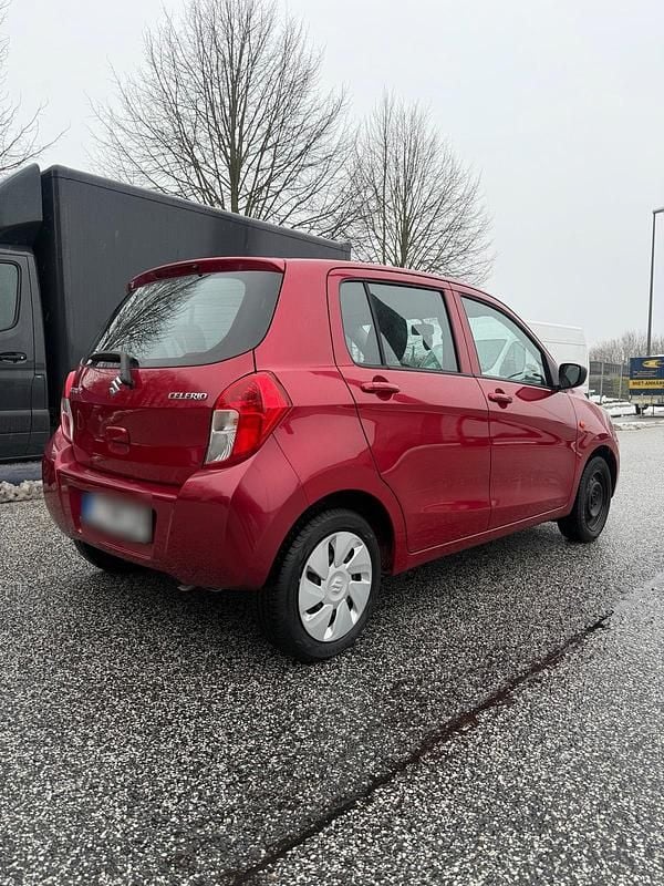 Gebraucht Suzuki Celerio 65 PS (47 kW) 2016 Rot Kleinwagen