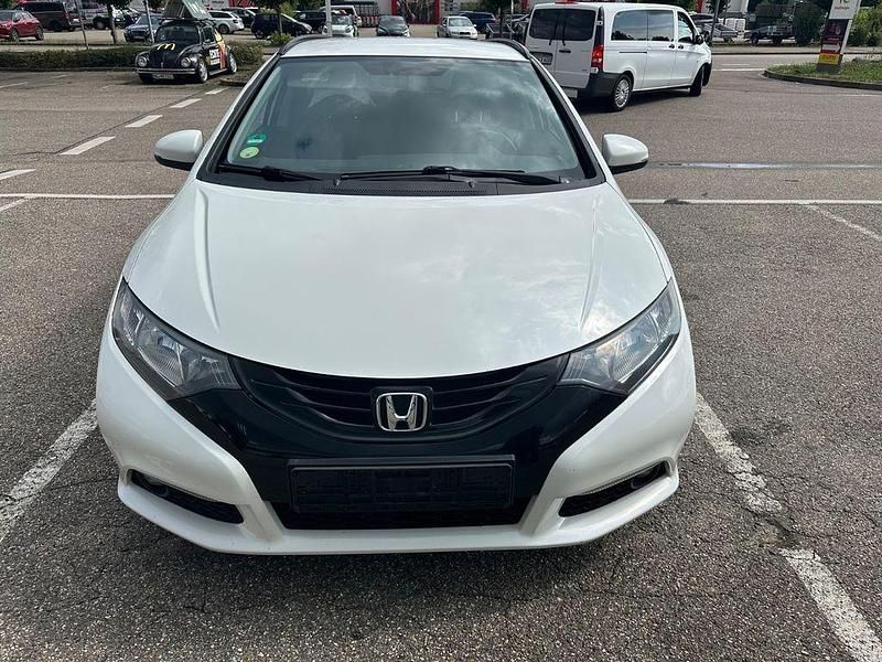 Gebraucht Honda Civic Comfort 120 PS (88 kW) 2014 Weiß Kombi