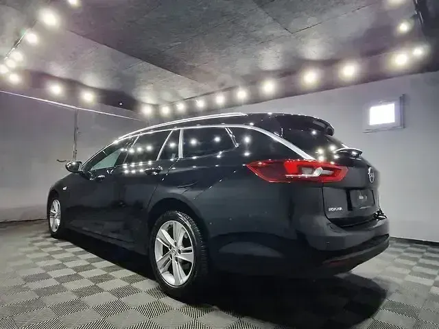 Gebraucht Opel Insignia 122 PS (89 kW) 2023 Schwarz Kombi