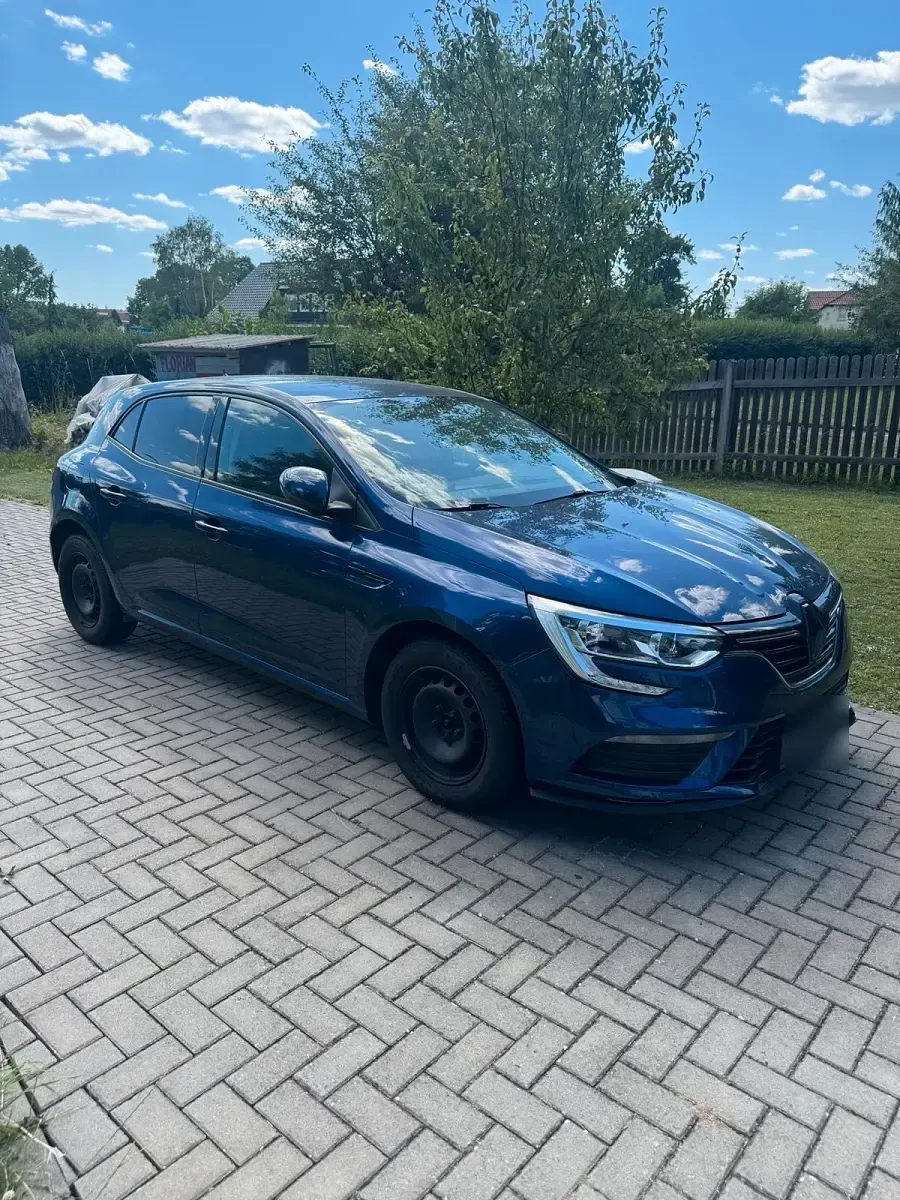 Gebraucht Renault Mégane GrandTour 101 PS (74 kW) 2018 Blau Kombi