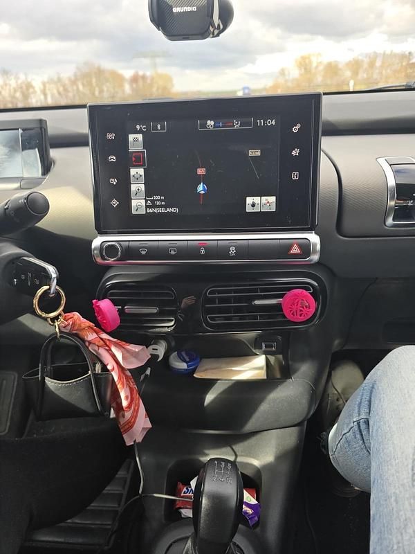 Gebraucht Citroën C4 82 PS (60 kW) 2015 Weiß Limousine