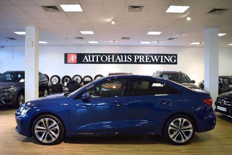 Gebraucht Audi A3 S-Line 116 PS (85 kW) 2025 Blau Limousine