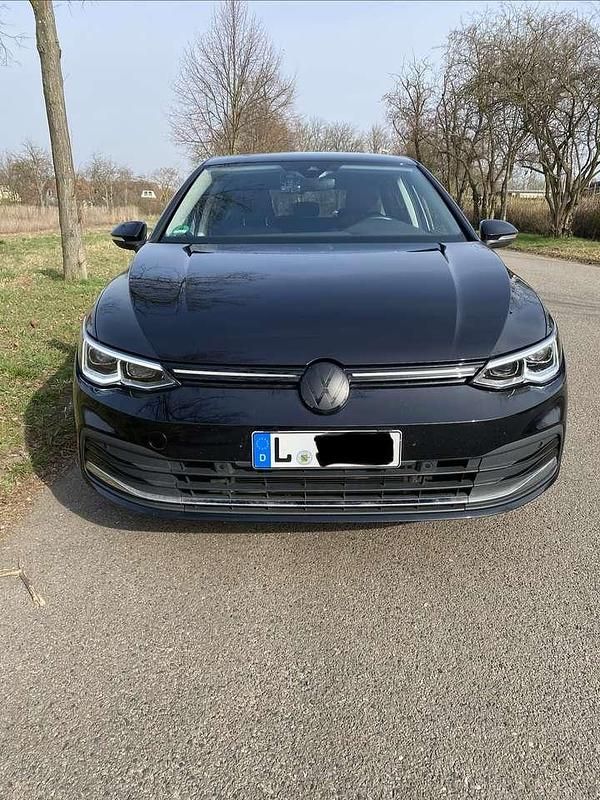 Gebraucht VW Golf VIII Style 190 PS (139 kW) 2022 Schwarz Limousine