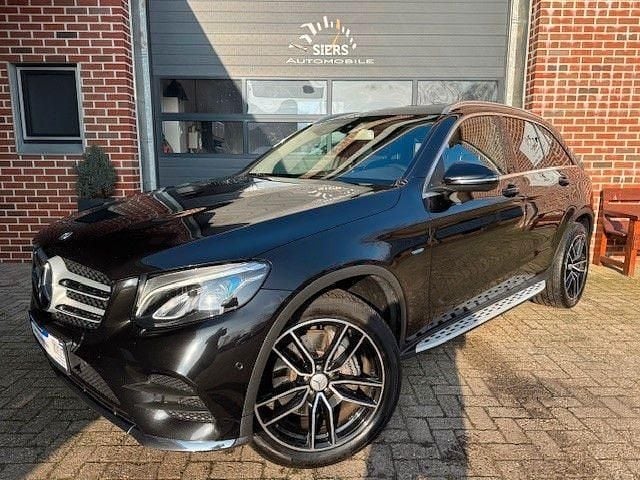 Gebraucht Mercedes GLC350 AMG line 211 PS (155 kW) 2017 Schwarz SUV