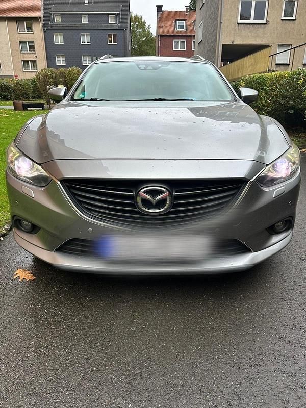 Silber Gebraucht 2013 Mazda 6 Center-Line Kombi | 12.000 € (Fairer Preis) - Bild 1/4