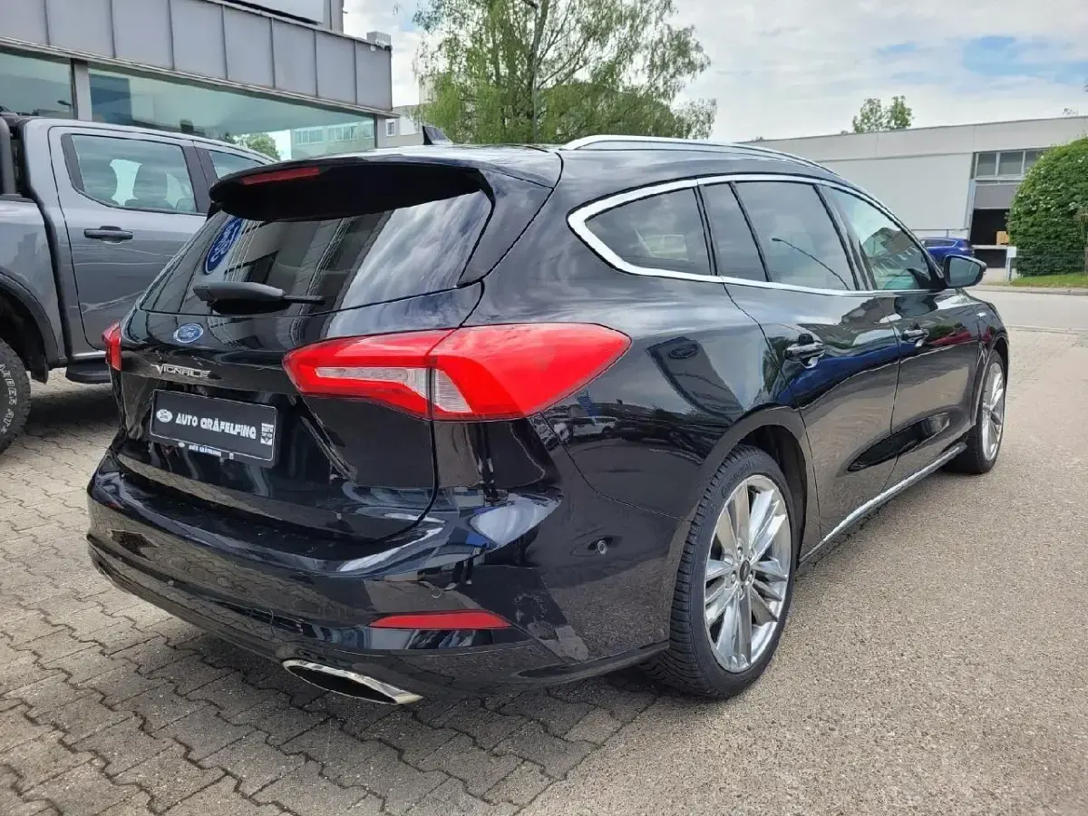 Gebraucht Ford Focus Vignale 150 PS (110 kW) 2019 Schwarz Kombi
