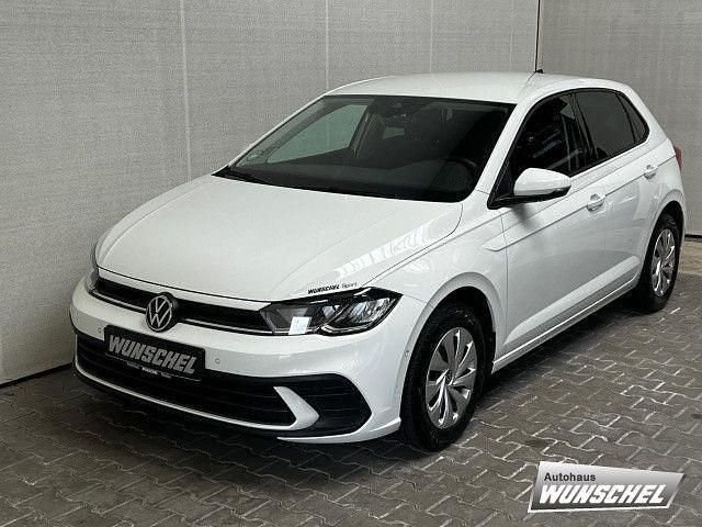 Weiß Gebraucht 2022 VW Polo IQ Drive Limousine | 17.489 € (Fairer Preis) - Bild 1/4