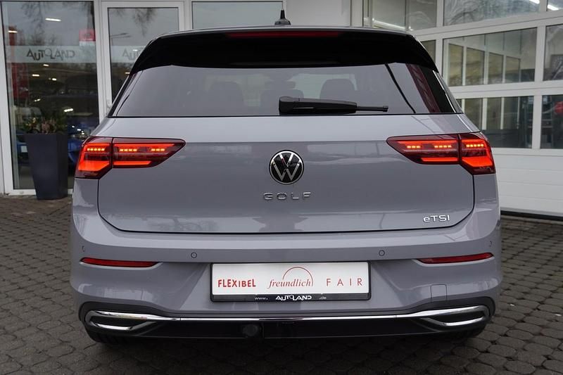 Gebraucht VW Golf VIII Style 150 PS (110 kW) 2020 Grau