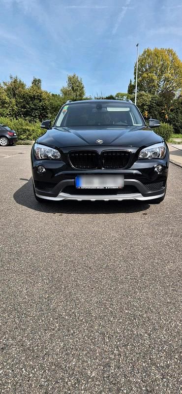 Schwarz Gebraucht 2015 BMW X1 SUV | 13.500 € (Guter Preis) - Bild 1/4
