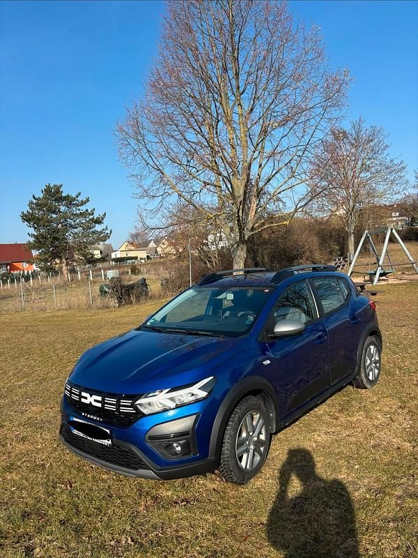 Gebraucht Dacia Sandero Stepway 101 PS (74 kW) 2023 Blau Kleinwagen