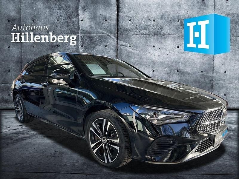 Gebraucht Mercedes CLA250e 163 PS (119 kW) 2024 Schwarz Limousine
