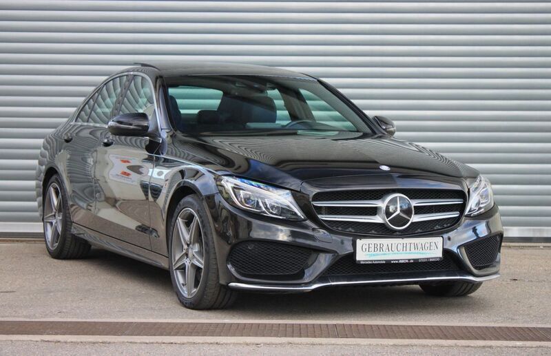 Schwarz Gebraucht 2016 Mercedes C400 AMG Limousine | 27.990 € (Fairer Preis) - Bild 1/4