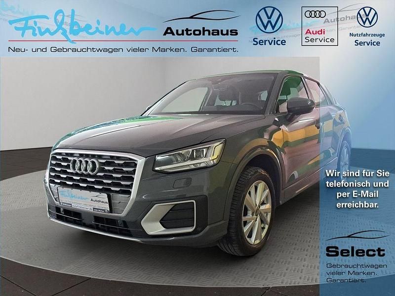 Nanograu, metallic Gebraucht 2020 Audi Q2 Sport SUV | 21.790 € (Fairer Preis) - Bild 1/4