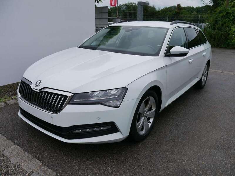 Ambition Gebraucht 2021 Skoda Superb Kombi | 15.990 € (Superpreis) - Bild 1/4