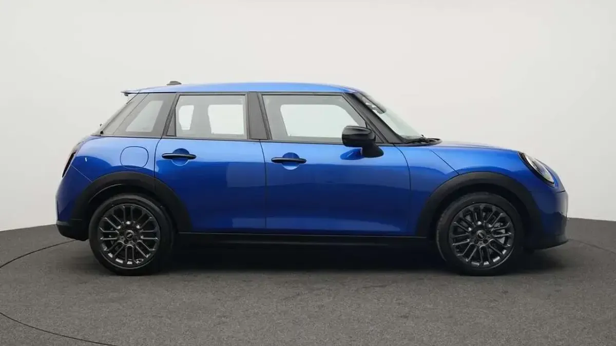 Gebraucht Mini Cooper S Classic 204 PS (150 kW) 2025 Blau Kleinwagen