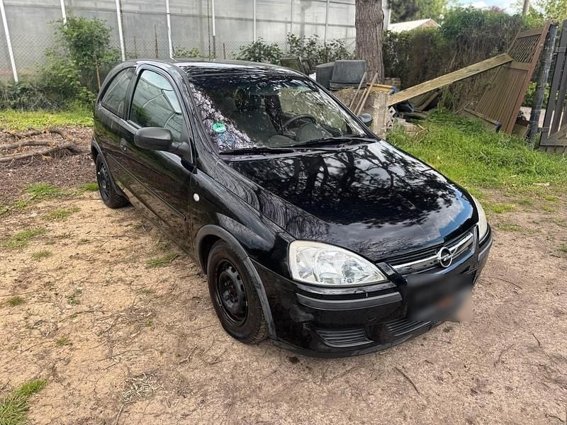 Second-hand Opel Corsa 60 CP (44 kW) 2004 Negru Hatchback
