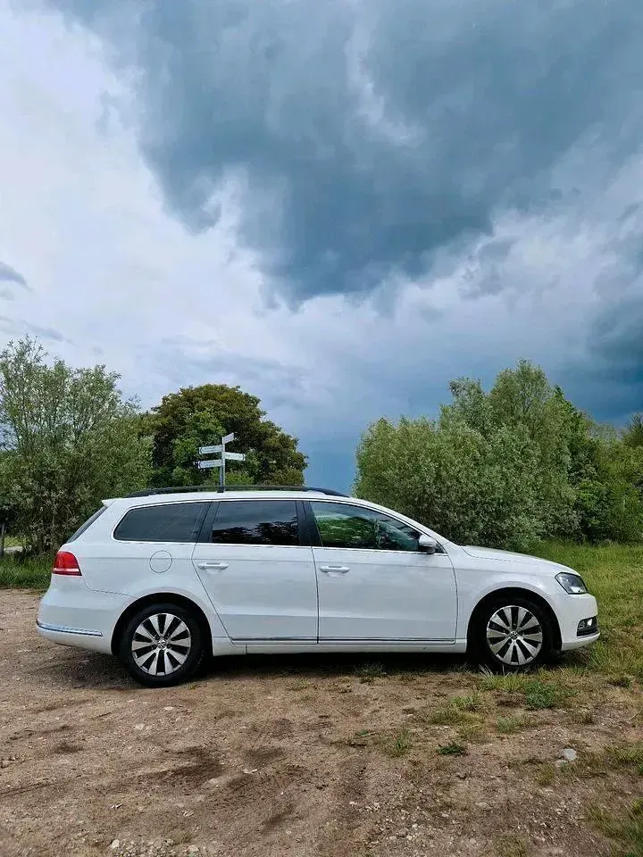 Gebraucht VW Passat 160 PS (117 kW) 2013 Weiß Kombi