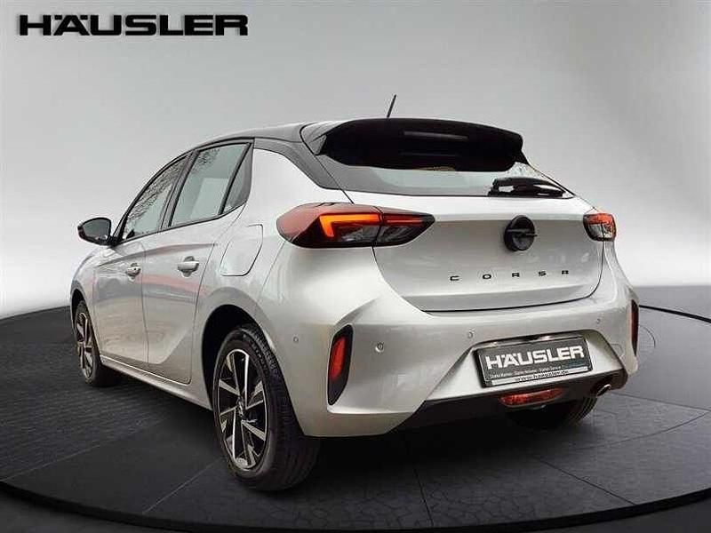 Gebraucht Opel Corsa 101 PS (74 kW) 2025 Kristall silber Kleinwagen