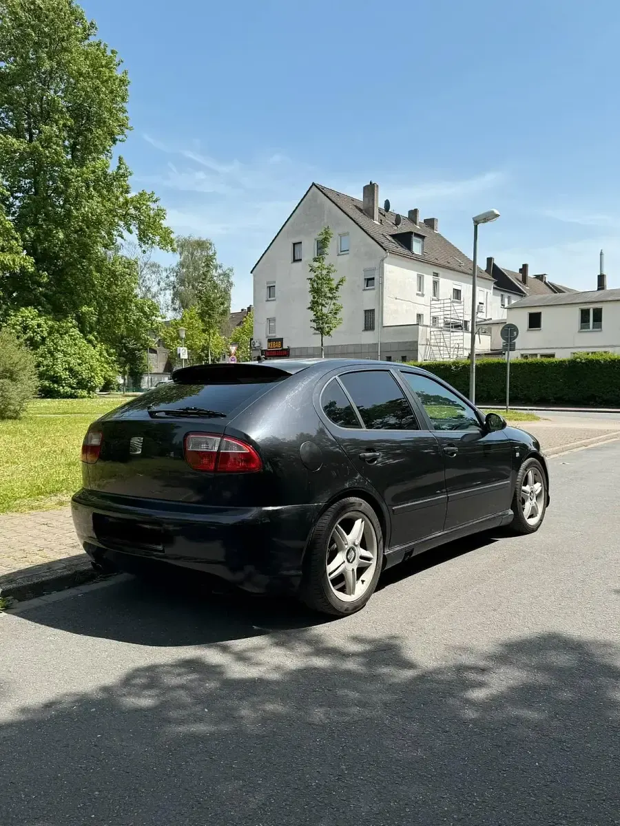 Gebraucht Seat Leon 150 PS (110 kW) 2003 Schwarz Kleinwagen
