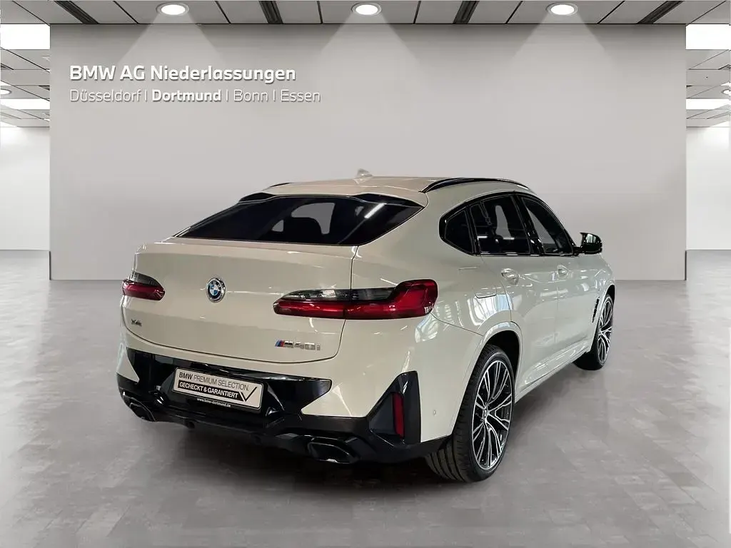 Gebraucht BMW X4 M Sport 387 PS (284 kW) 2025 Weiß SUV