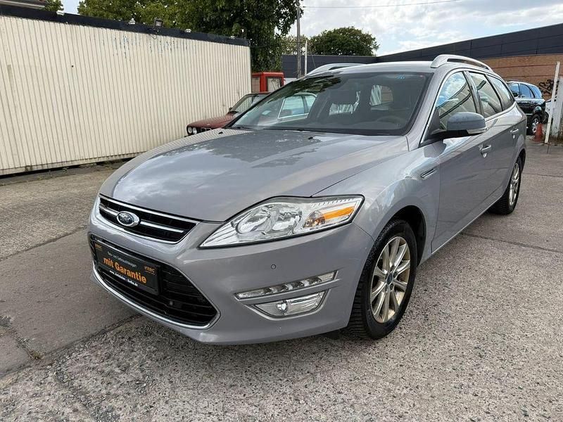 Silber Gebraucht 2011 Ford Mondeo Titanium Kombi | 5.490 € (Fairer Preis) - Bild 1/4
