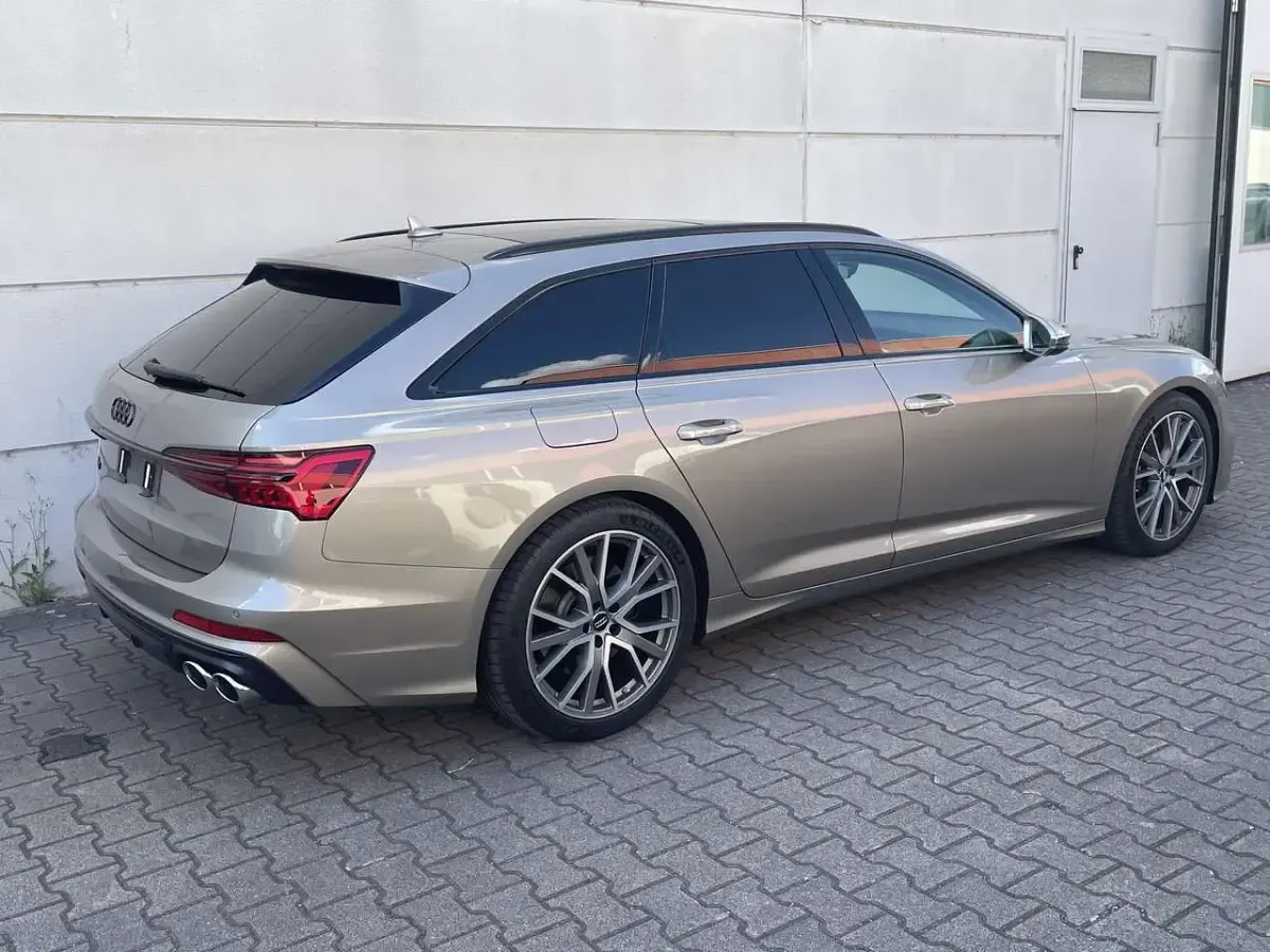 Gebraucht Audi S6 Ambiente 349 PS (256 kW) 2020 Karatbeige metallic Kombi