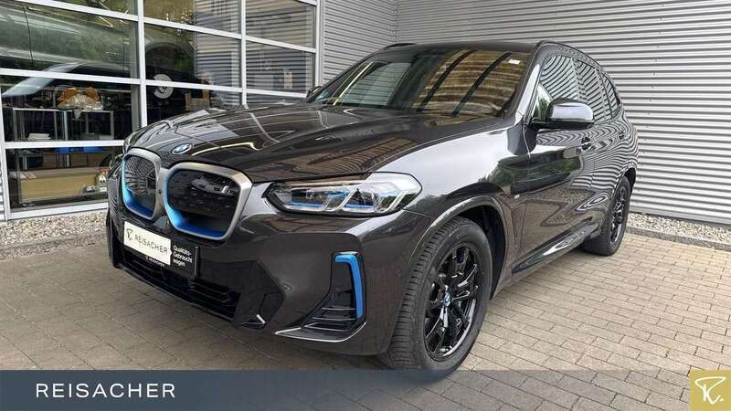 Sophistograu brillanteffekt Gebraucht 2023 BMW iX3 Impressive SUV | 47.990 € (Fairer Preis) - Bild 1/4