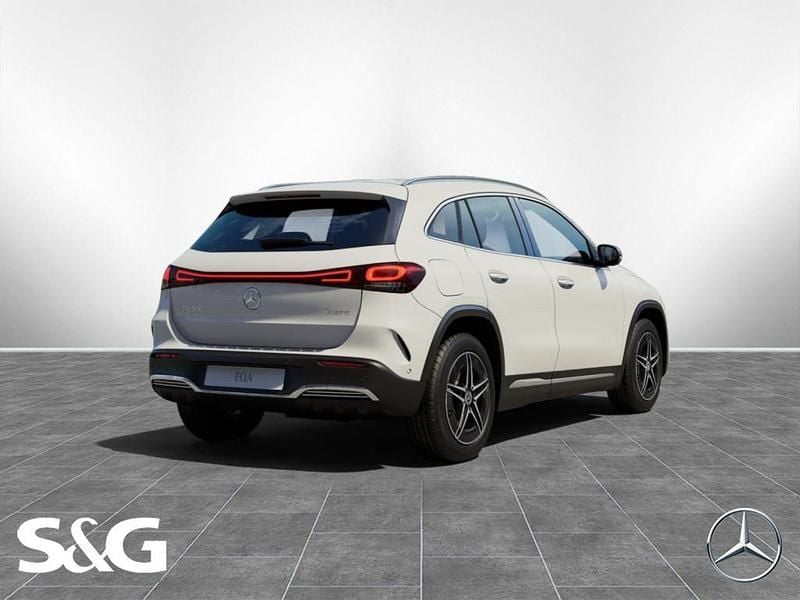 Gebraucht Mercedes EQA300 AMG 167 kW (228 PS) 2023 Unilack polarweiß SUV